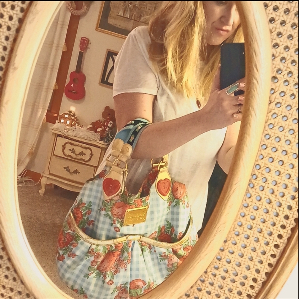 Shoulder bag